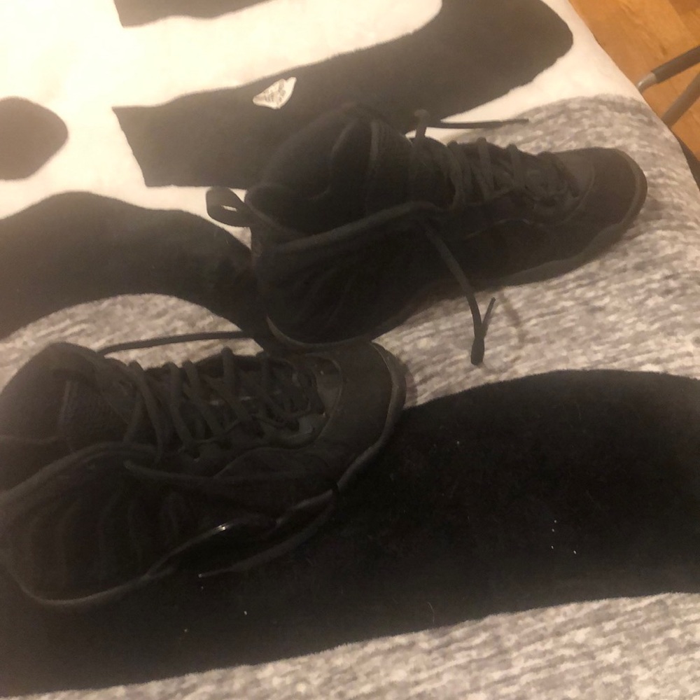 Air foamposites “Triple Black”